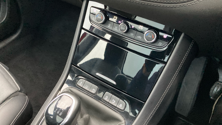 Vauxhall Grandland X 1.2 Turbo Elite Nav 5dr Petrol Hatchback